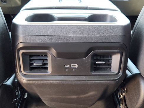 Used 2022 Chevrolet Silverado 1500 LT Trail Boss w/ LT Trail Boss Premium Package AWD/4WD image 30