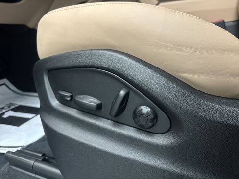 New 2026 Porsche Cayenne AWD/4WD image 30