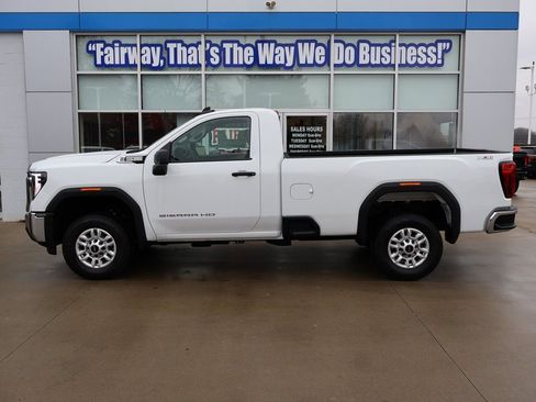 New 2025 GMC Sierra 2500 Pro image 7