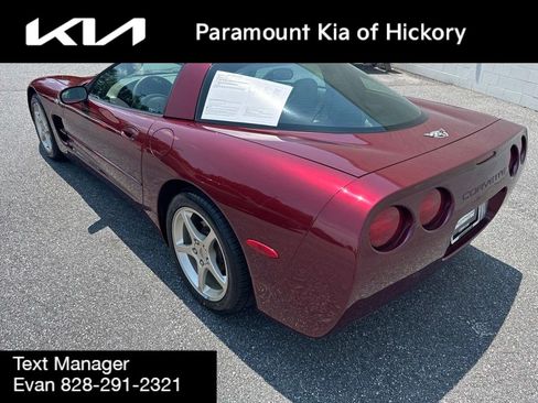 Used 2003 Chevrolet Corvette Coupe w/ Preferred Equipment Group RWD image 5