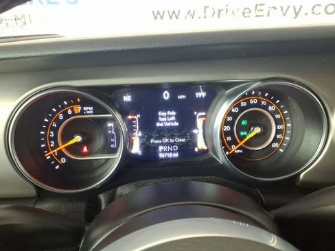 Used 2020 Jeep Gladiator Sport w/ Quick Order Package 24S image 16