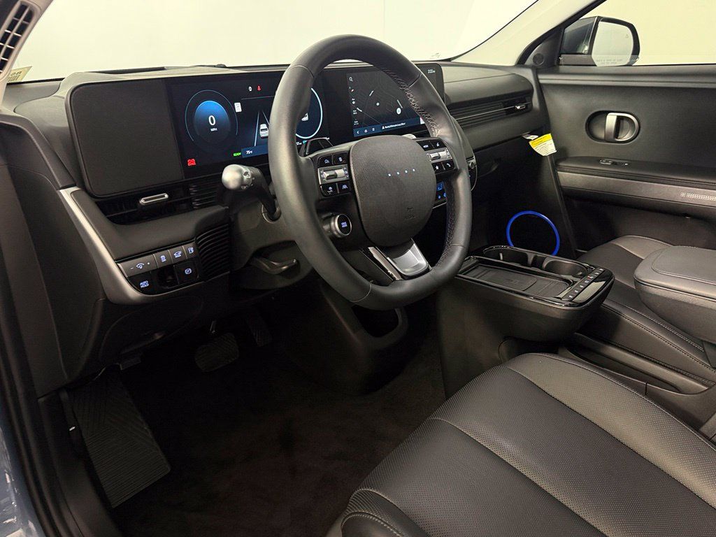 Used 2025 Hyundai Ioniq 5 Limited AWD/4WD image 12