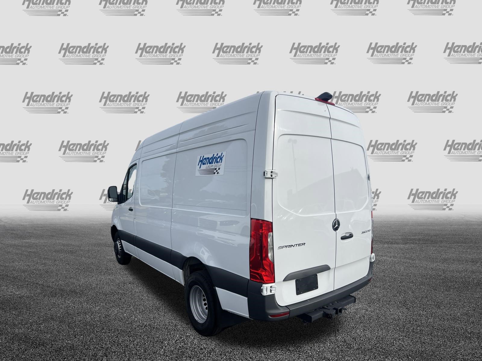Used 2025 Mercedes-Benz Sprinter 3500 image 8