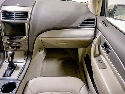 Used 2015 Lincoln MKX FWD w/ Equipment Group 101A image 29