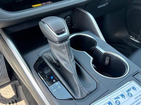 New 2026 Toyota Highlander XLE AWD/4WD image 24