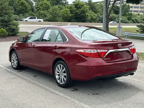 Used 2017 Toyota Camry XLE FWD image 21