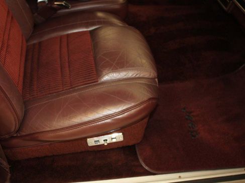 Used 1989 Jeep Grand Wagoneer image 89