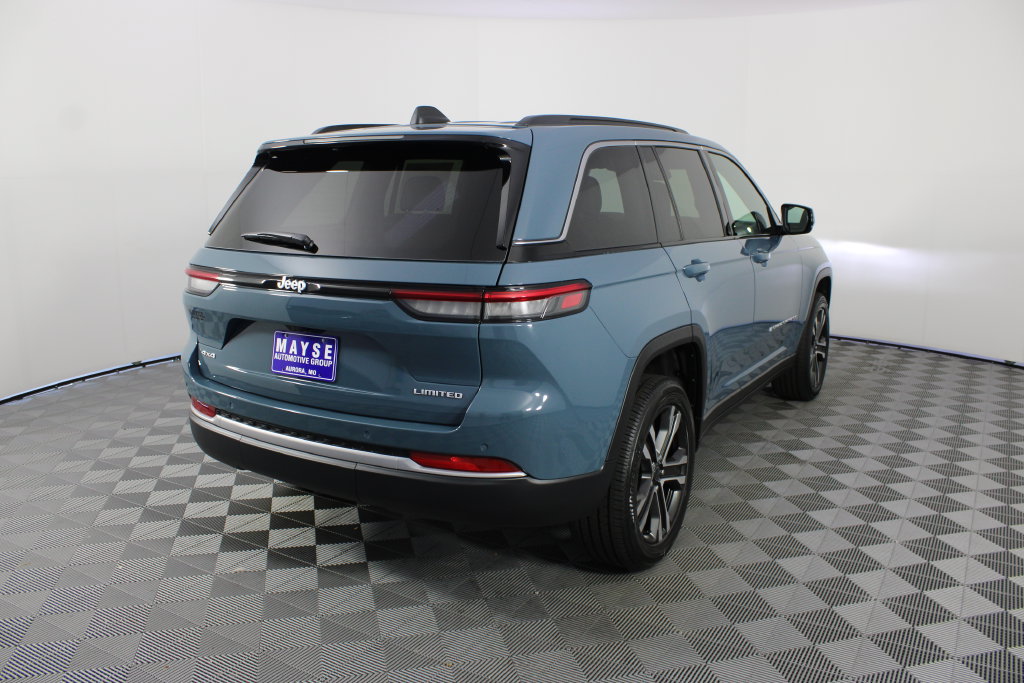 New 2027 Jeep Grand Cherokee Limited w/ Trailer Tow Package AWD/4WD image 26