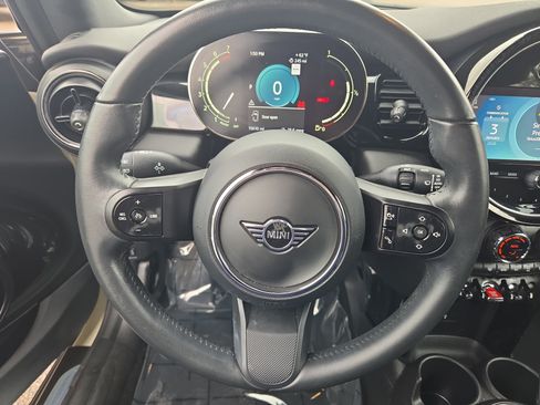 Used 2023 MINI Cooper Convertible image 11