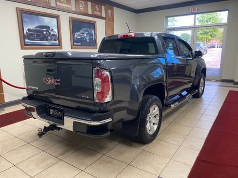 Used 2016 GMC Canyon SLE RWD image 2