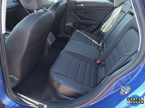Used 2022 Volkswagen Jetta SE image 7
