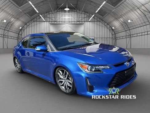 Used 2014 Scion tC FWD image 12