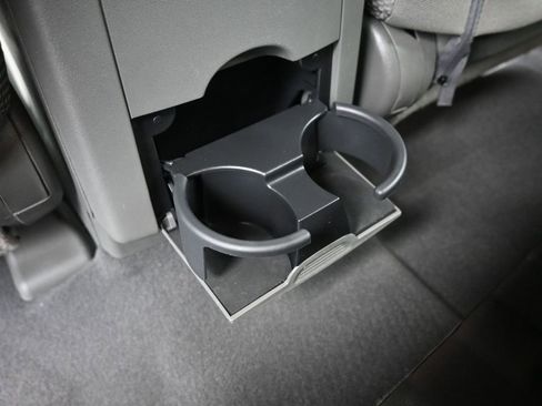 Used 2020 Nissan Frontier SV w/ Midnight Edition Floor Mats image 27