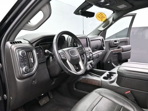 Used 2023 GMC Sierra 3500 Denali w/ Denali Ultimate Package image 16