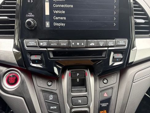 Used 2024 Honda Odyssey Sport image 22