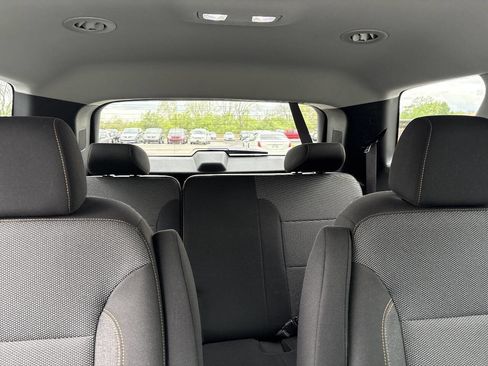 Used 2019 Chevrolet Traverse LT FWD image 23