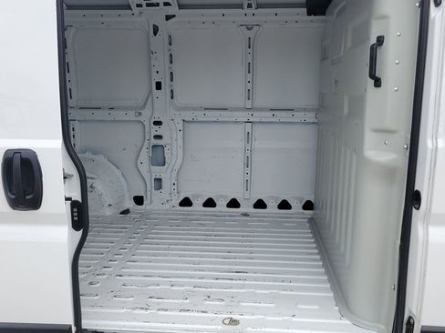 Used 2021 RAM ProMaster 2500 w/ Interior LED Lighting Group FWD image 9