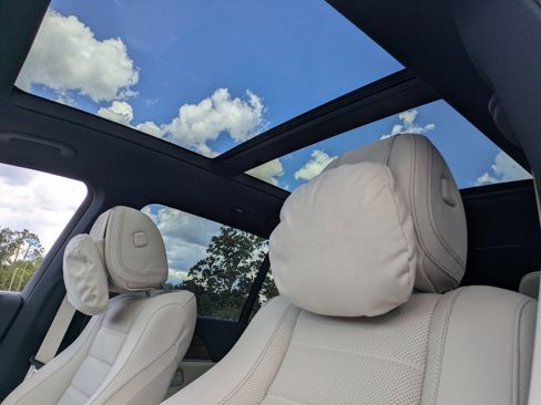 New 2026 Mercedes-Benz GLS 580 4MATIC image 11