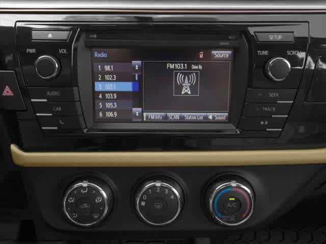 Used 2016 Toyota Corolla LE FWD image 7