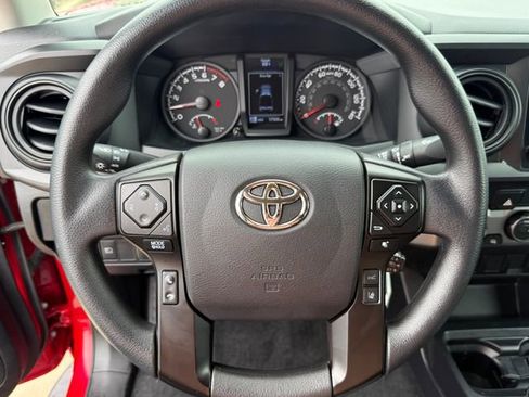 Used 2023 Toyota Tacoma SR AWD/4WD image 12