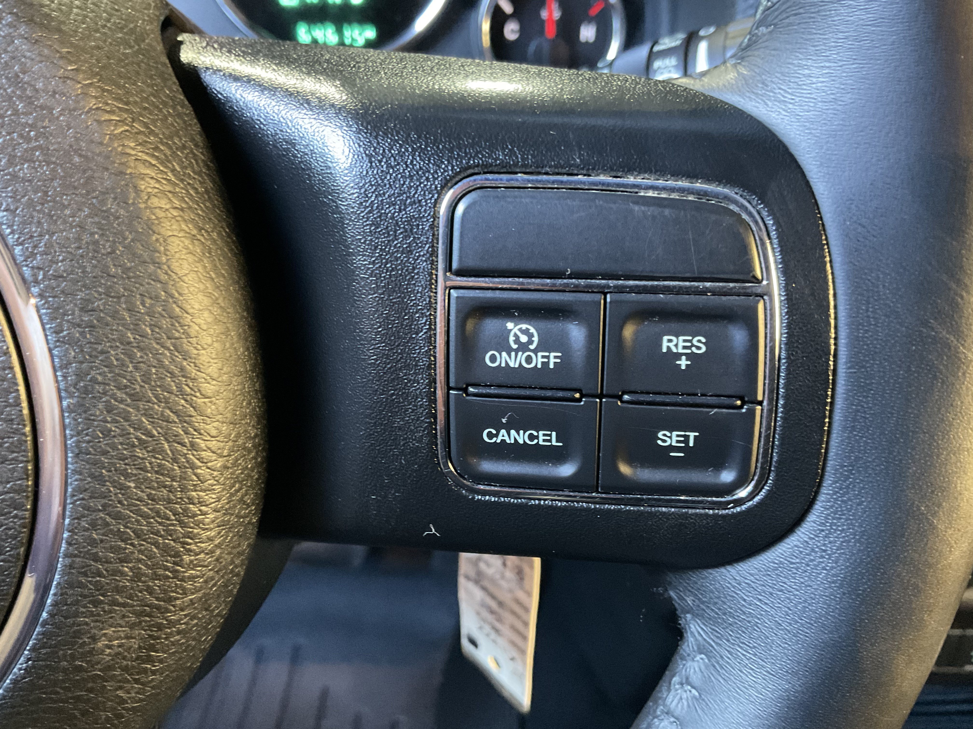 Used 2018 Jeep Wrangler Unlimited Rubicon w/ Cold Weather Group AWD/4WD image 30