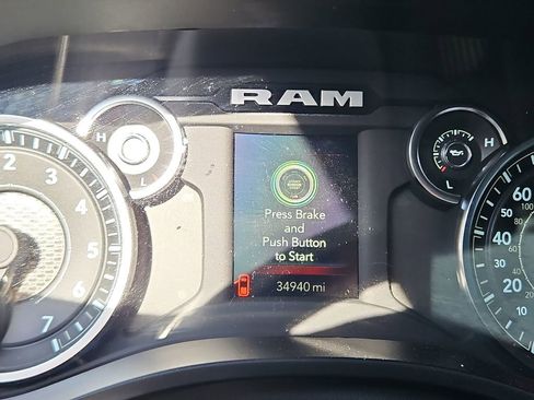 Used 2025 RAM 1500 Big Horn AWD/4WD image 10