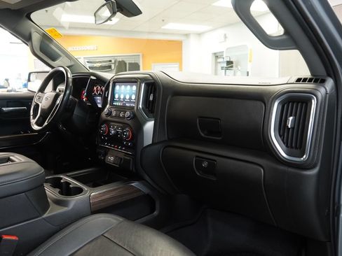 Used 2021 Chevrolet Silverado 1500 LT Trail Boss w/ Convenience Package II AWD/4WD image 39