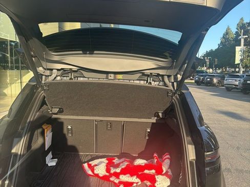 Used 2025 Land Rover Range Rover Evoque Dynamic SE image 10