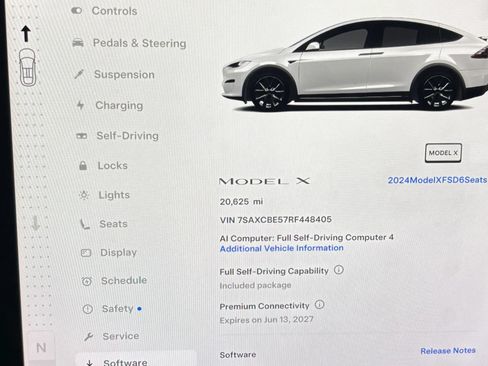 Used 2024 Tesla Model X AWD/4WD image 10
