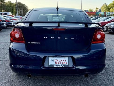 Used 2013 Dodge Avenger SE FWD image 16