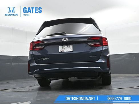 New 2026 Honda Odyssey Touring image 27