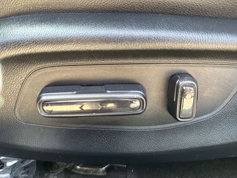 Used 2024 Honda Civic EX-L image 12