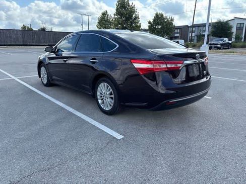 Used 2014 Toyota Avalon XLE Touring FWD image 3