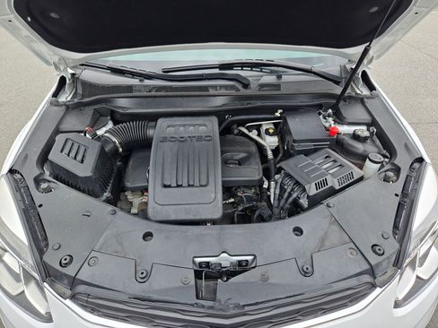 Used 2017 Chevrolet Equinox LS image 19