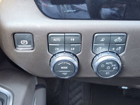 New 2026 GMC Sierra 1500 SLT w/ SLT Premium Package image 27