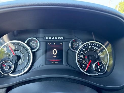 New 2024 RAM 2500 Tradesman w/ Chrome Appearance Group image 21