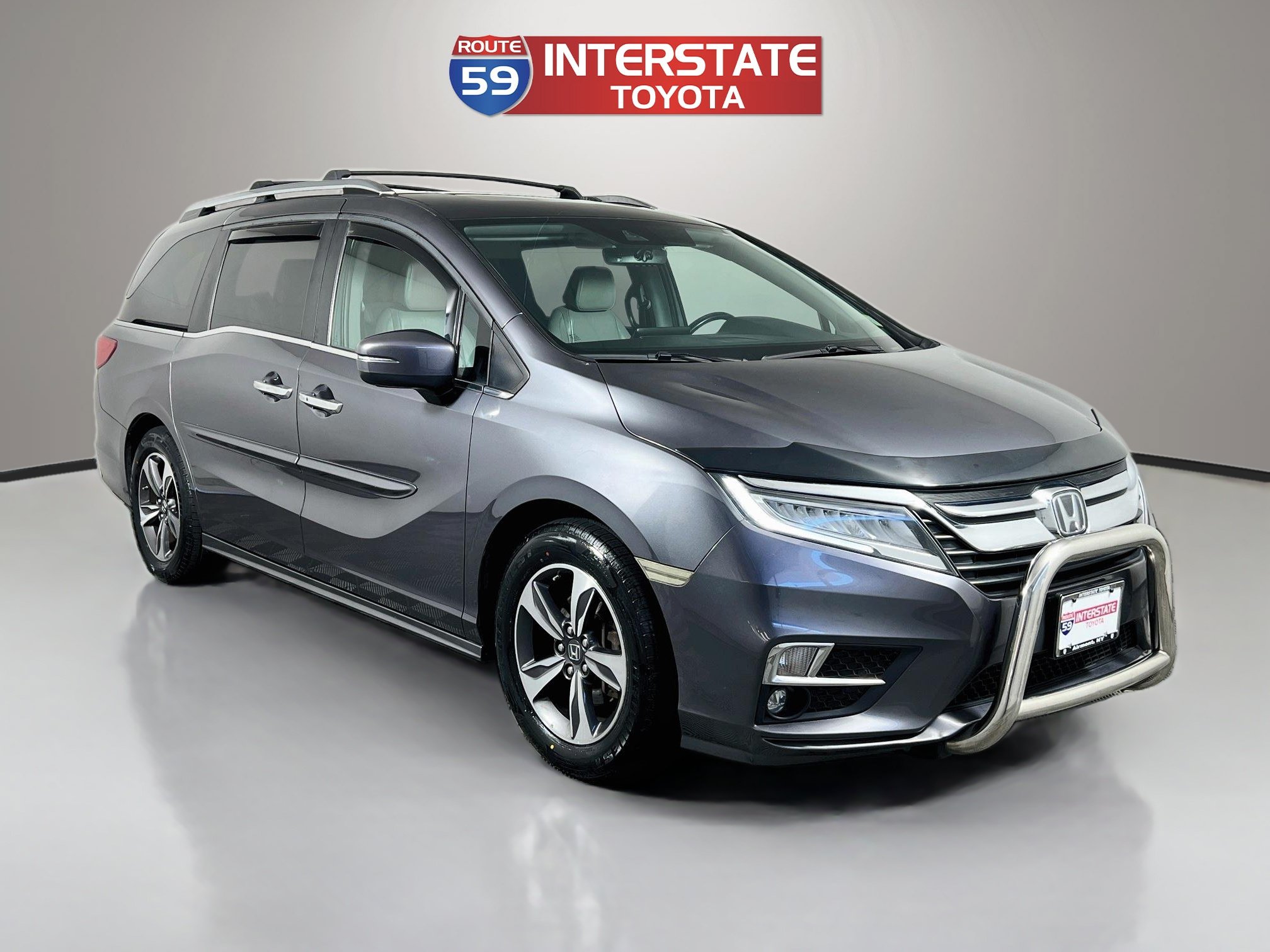 Used 2020 Honda Odyssey Touring image 1