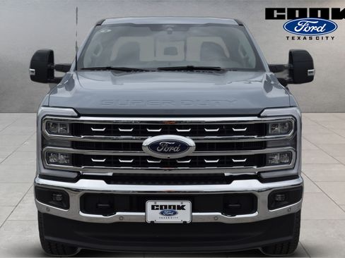 New 2026 Ford F250 Lariat w/ Lariat Premium Package AWD/4WD image 2