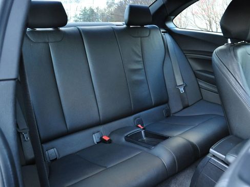 Used 2016 BMW M235i xDrive Coupe w/ Technology Package image 12