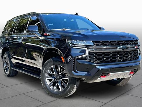 Used 2021 Chevrolet Tahoe Z71 w/ Luxury Package image 2