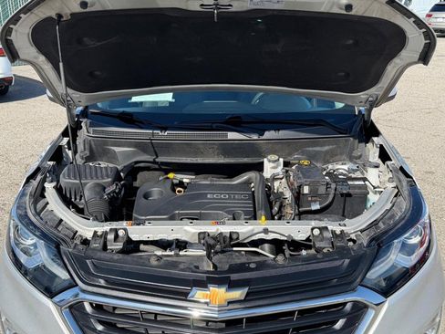 Used 2020 Chevrolet Equinox LT image 43