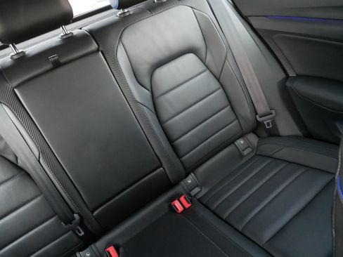 Used 2022 Volkswagen Golf R AWD/4WD image 14