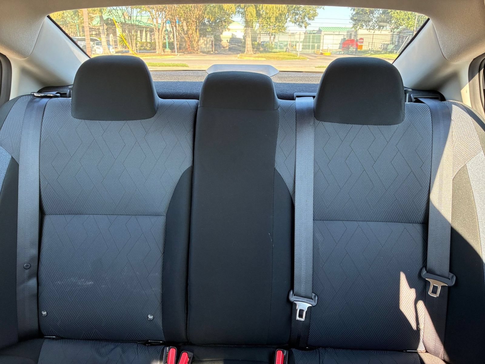 Used 2025 Nissan Versa SV FWD image 35