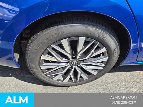 Used 2025 Nissan Altima 2.5 SV FWD image 16