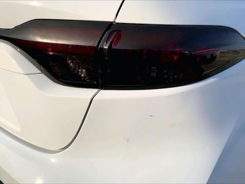 Used 2020 Toyota Corolla SE image 30