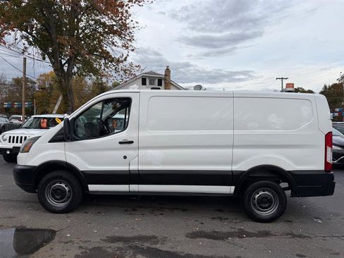 Used 2016 Ford Transit 250 130 Low Roof RWD image 8