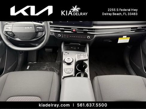 New 2026 Kia Sportage LX FWD image 13