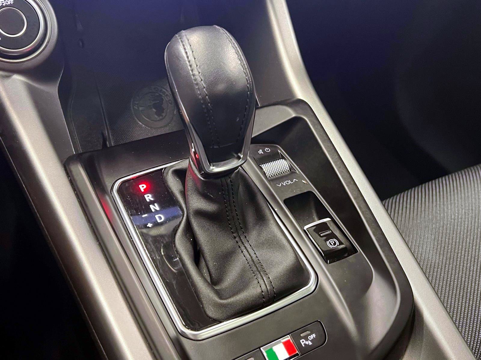 Used 2024 Alfa Romeo Tonale Ti AWD/4WD image 26