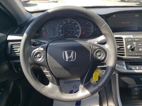 Used 2015 Honda Accord Sport image 12