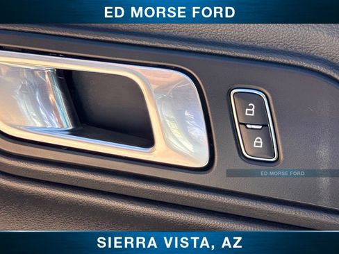 Used 2022 Ford Mustang Premium RWD image 31